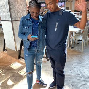 Meet your Posher, Dejah